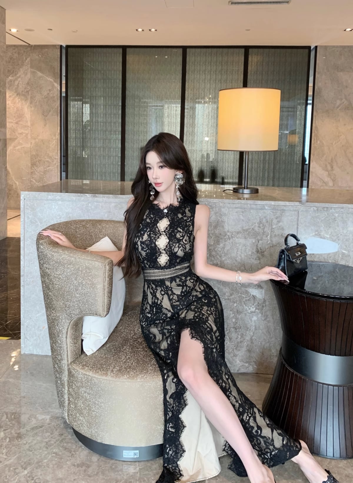 【dress】バックオープンスリットレースワンピース　M32516