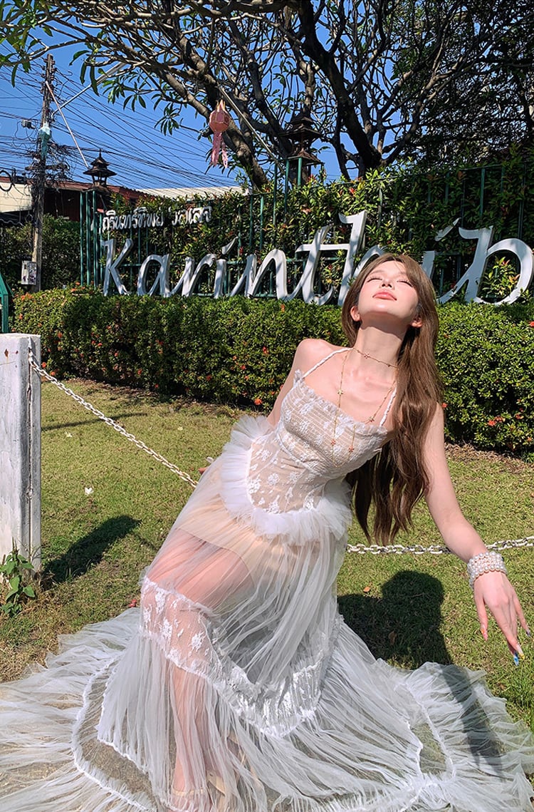 【dress】ホルターネックシアーチュールティアードワンピース Q8484