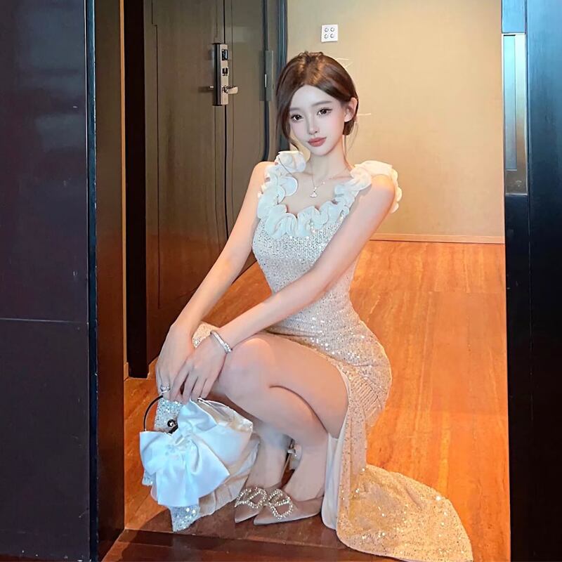 【dress】スパンコール付きオフショルダーロングワンピース Q8041