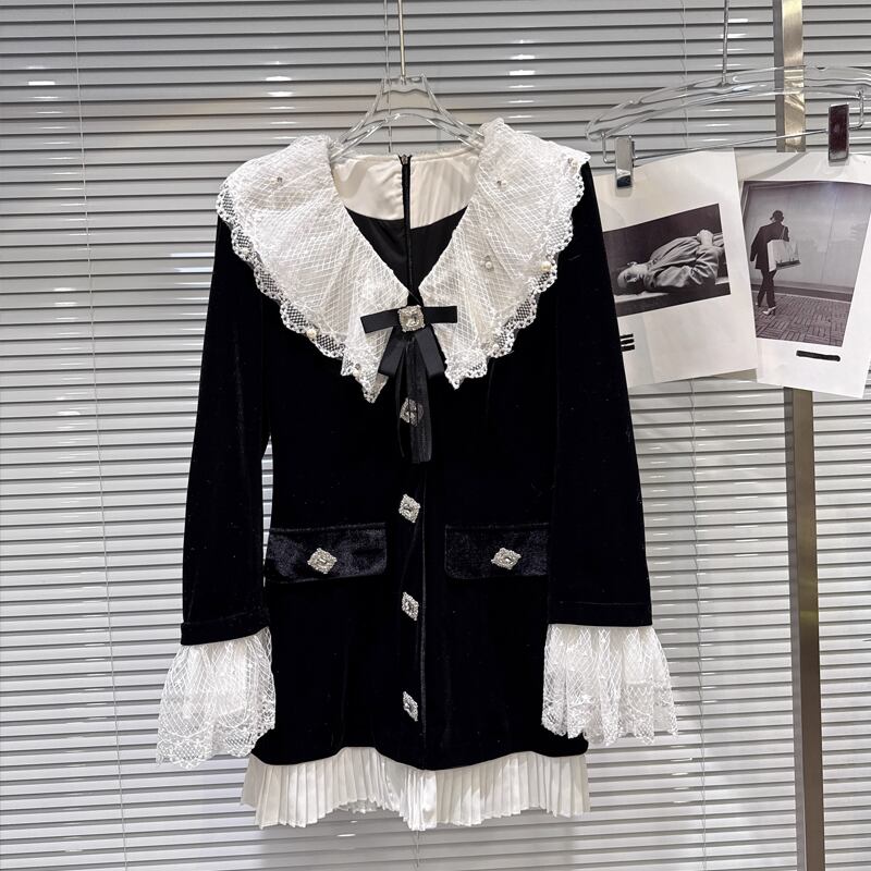 【dress】レースドッキングベルベットワンピース Q7339