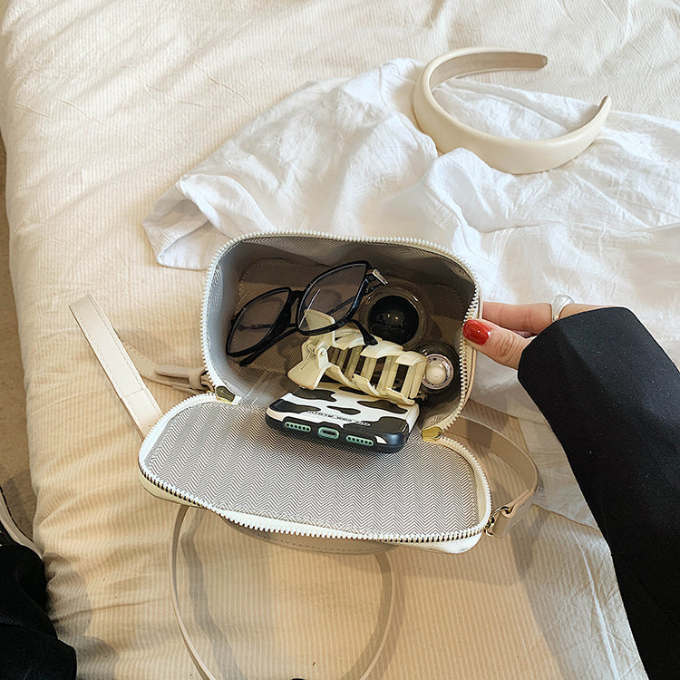 【小物】INS風メッセンジャーバッグG21591