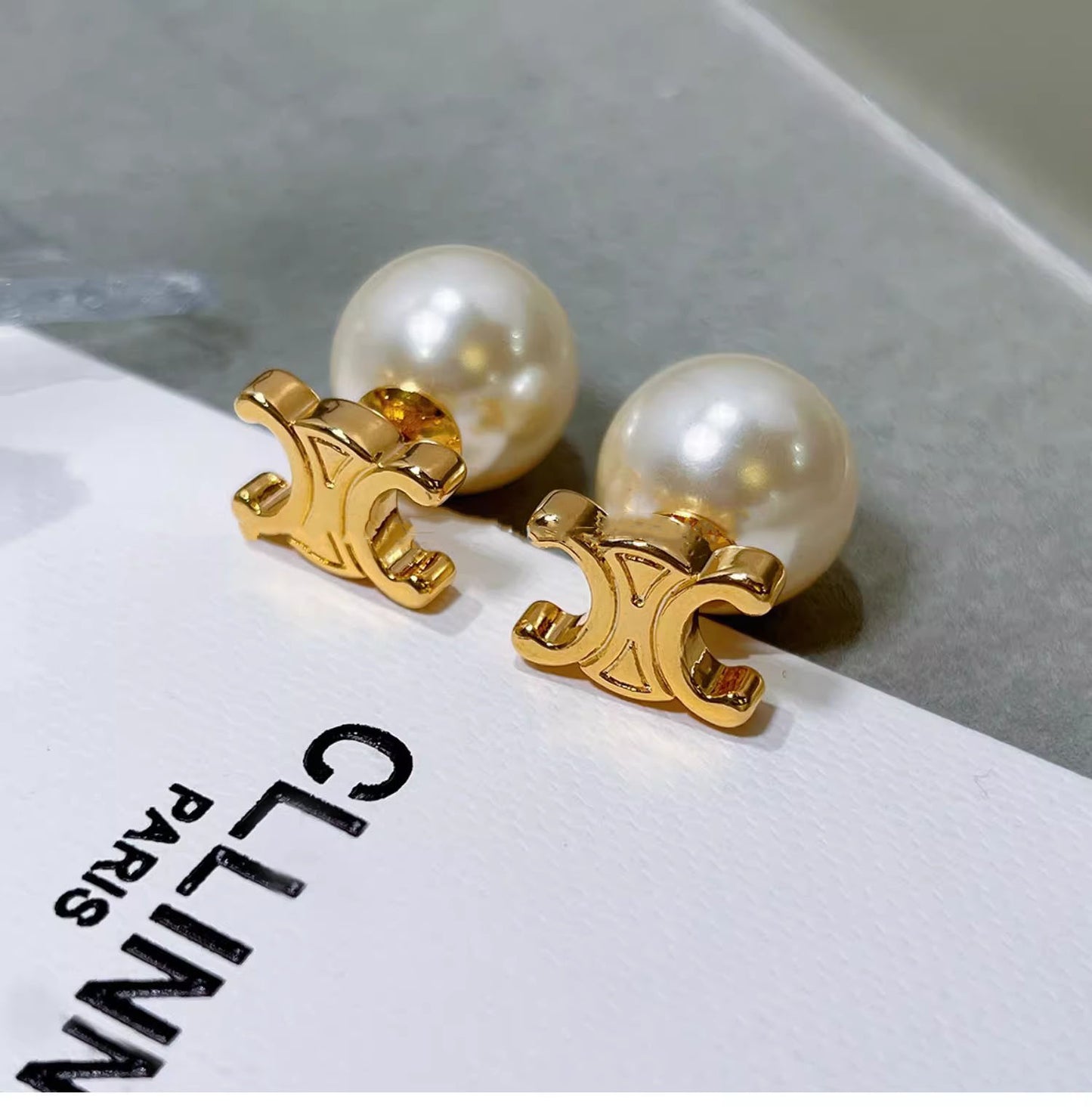 【小物】ビーズ英字柄ピアスアクセサリーG21608