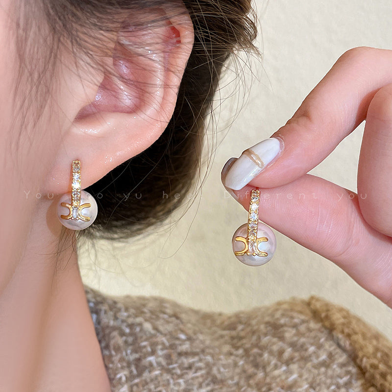 【小物】パール英字柄ピアスアクセサリーG21617