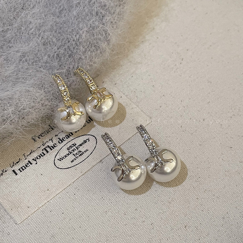 【小物】パール英字柄ピアスアクセサリーG21617