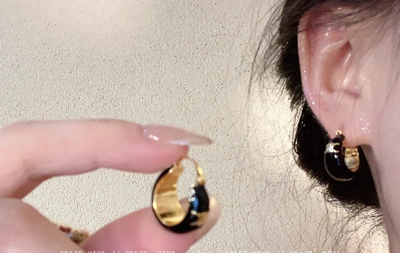 【小物】英字柄ピアスアクセサリーG21619