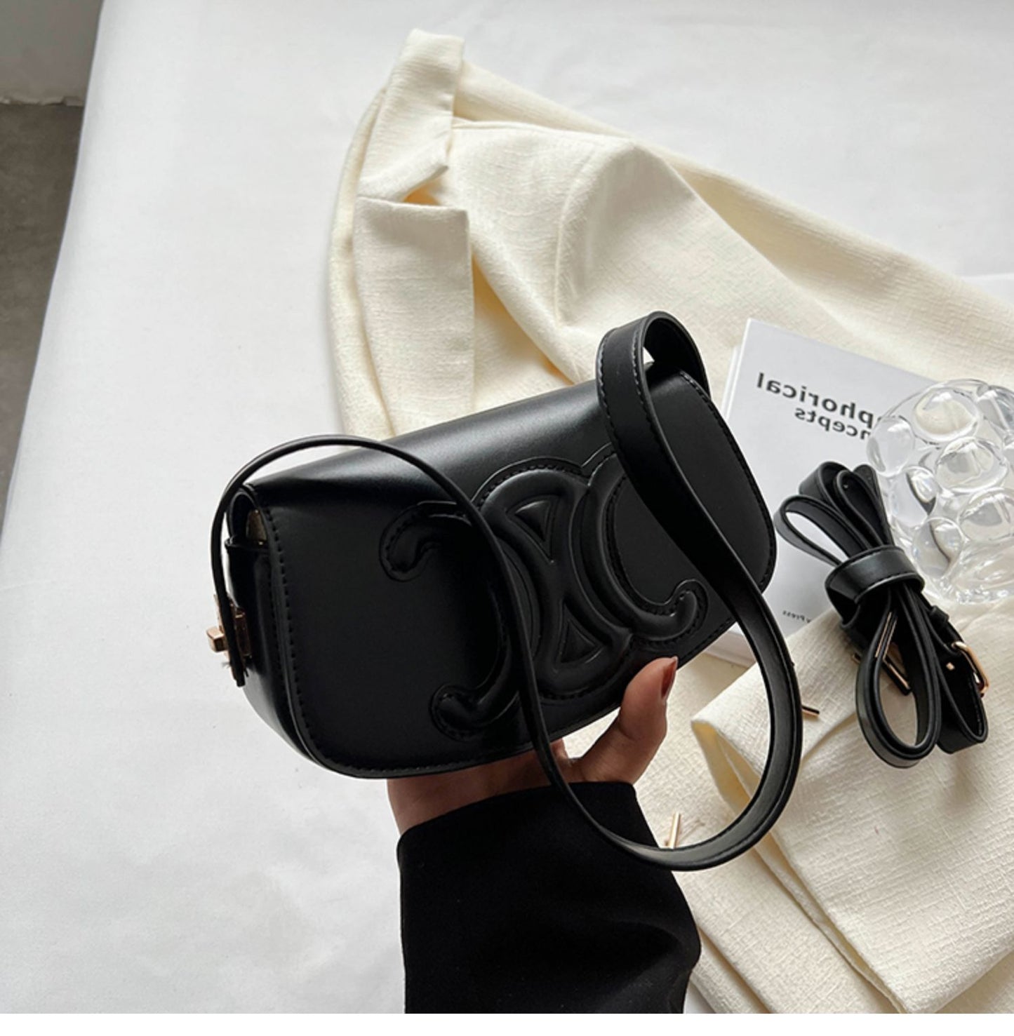 【小物】ファッションメッセンジャーバッグG21756