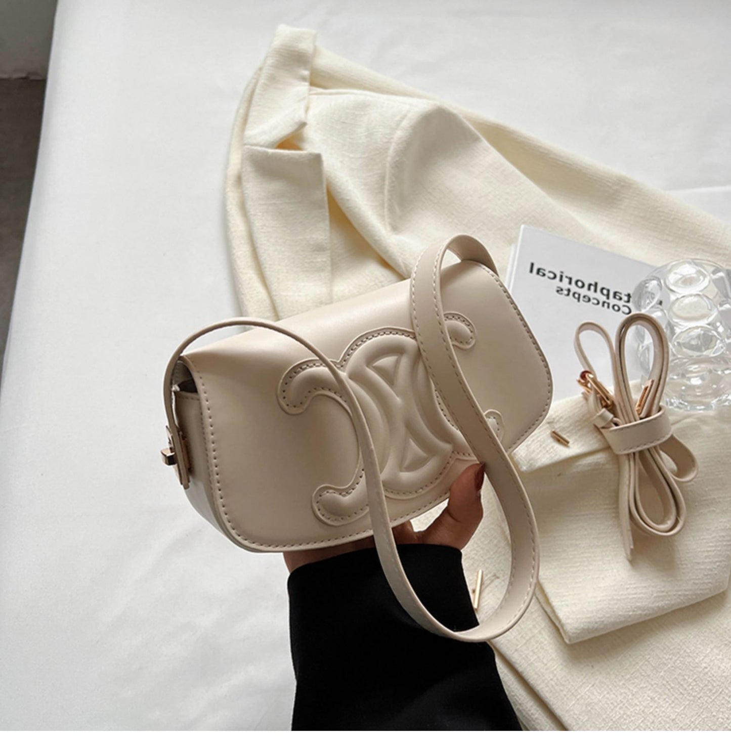 【小物】ファッションメッセンジャーバッグG21756