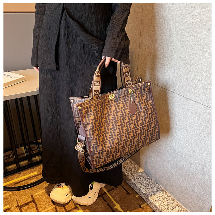 【小物】プリントOL通勤ショルダーバッグG21799