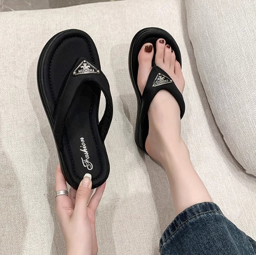 【shoes】2色選択可厚底サンダルG21879