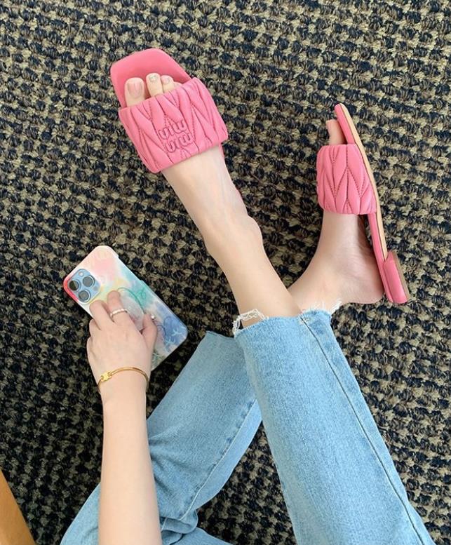 【shoes】4色スクエアトゥサンダルスリッパF7695