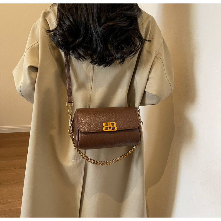 【小物】合わせやすいメッセンジャーバッグG22222