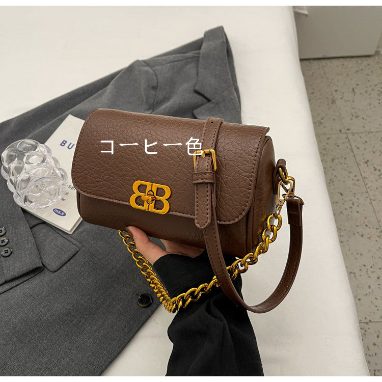 【小物】合わせやすいメッセンジャーバッグG22222