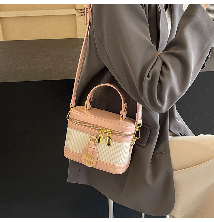 【小物】バケツ型メッセンジャーバッグG22230