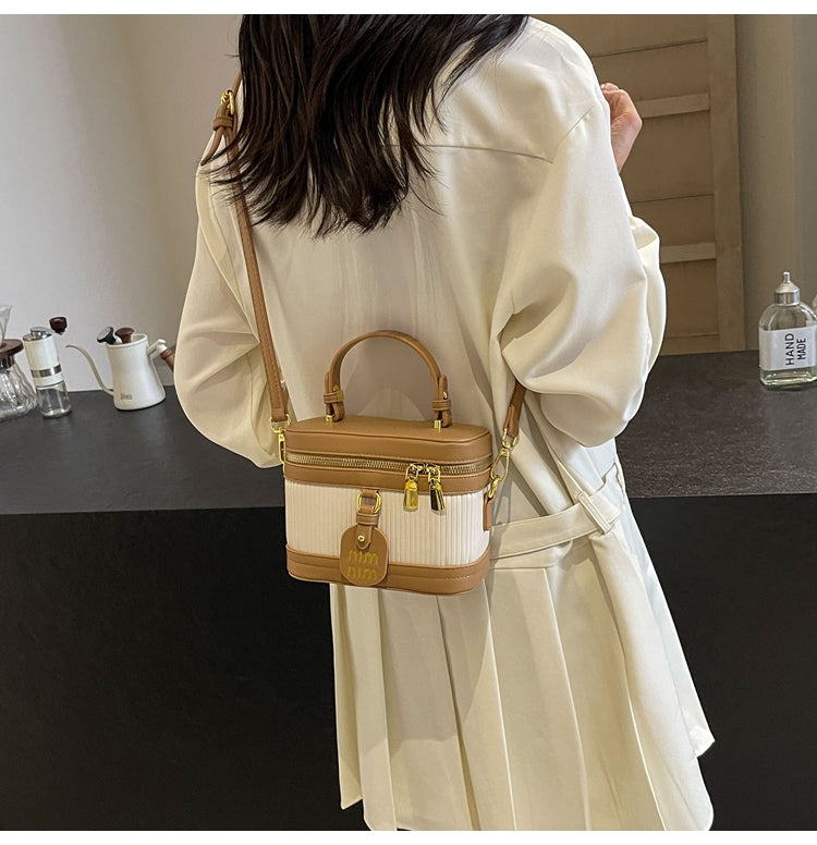 【小物】バケツ型メッセンジャーバッグG22230