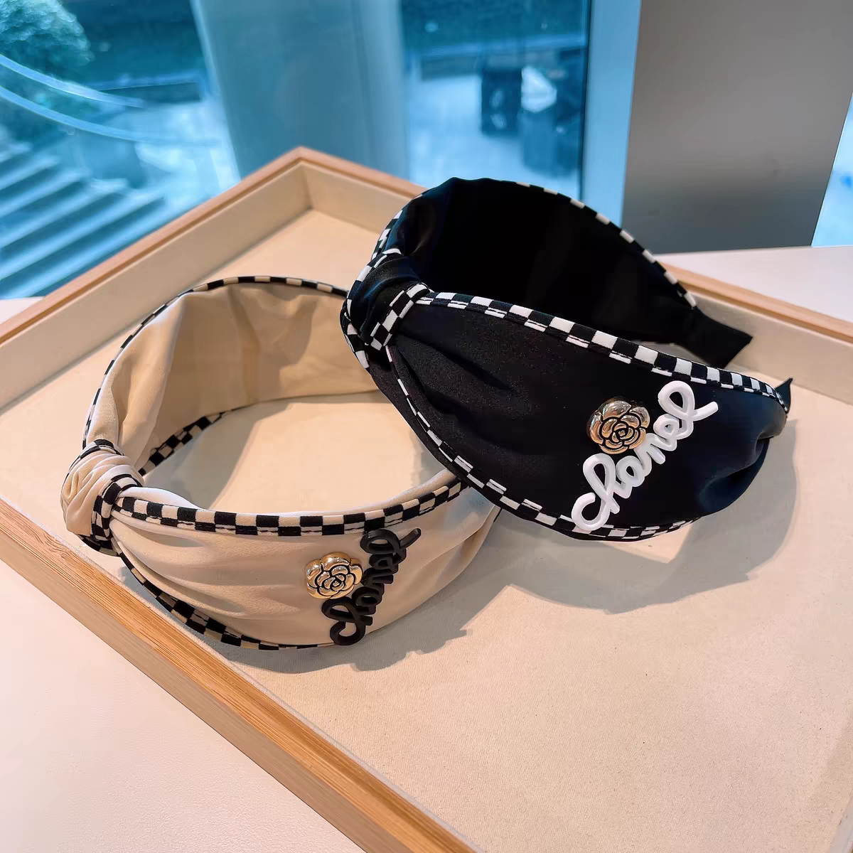 【小物】2色カチューシャヘアアクセサリーG22605