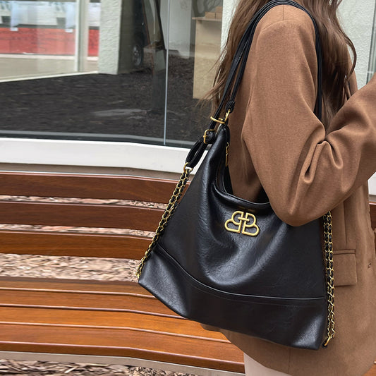 【小物】2色大容量ショルダーバッグG22686