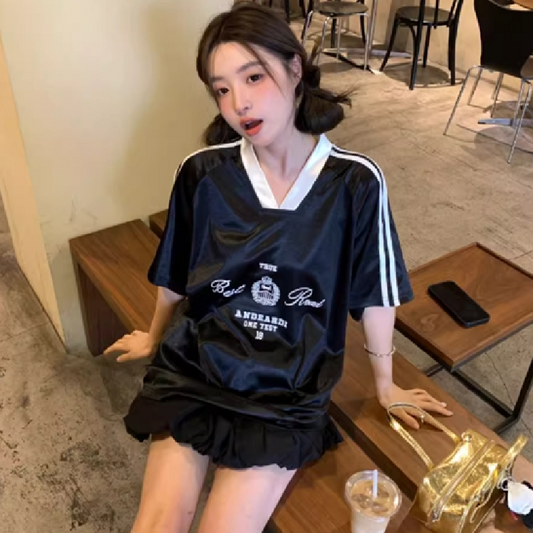【tops】VネックプリントＴシャツG22708