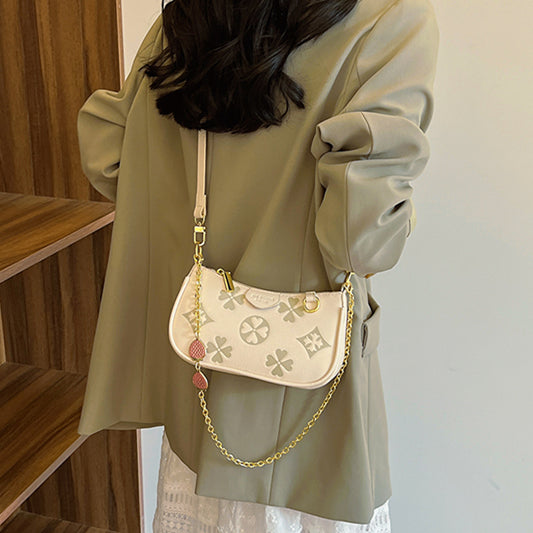 【小物】3色ジッパーメッセンジャーバッグG22740