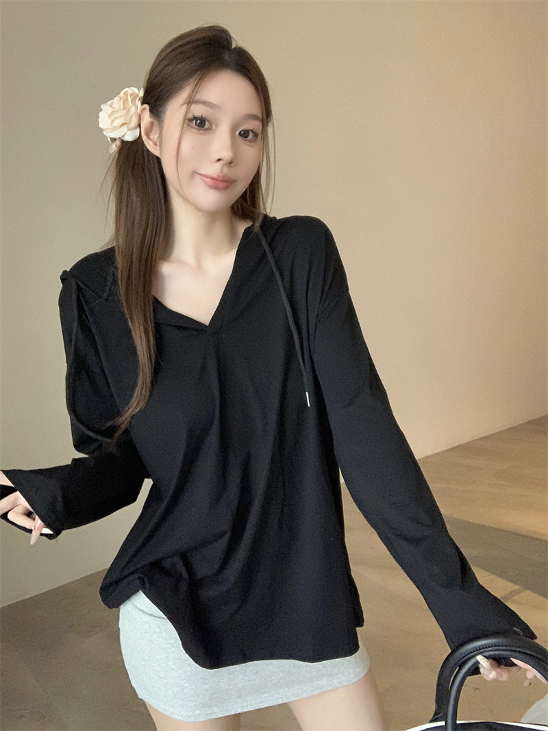 【tops】フード付き長袖TシャツG22894