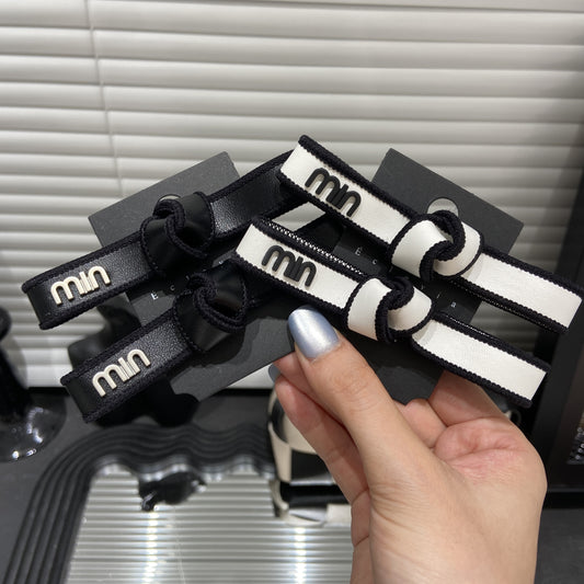 【小物】2色ヘアクリップアクセサリーG23026