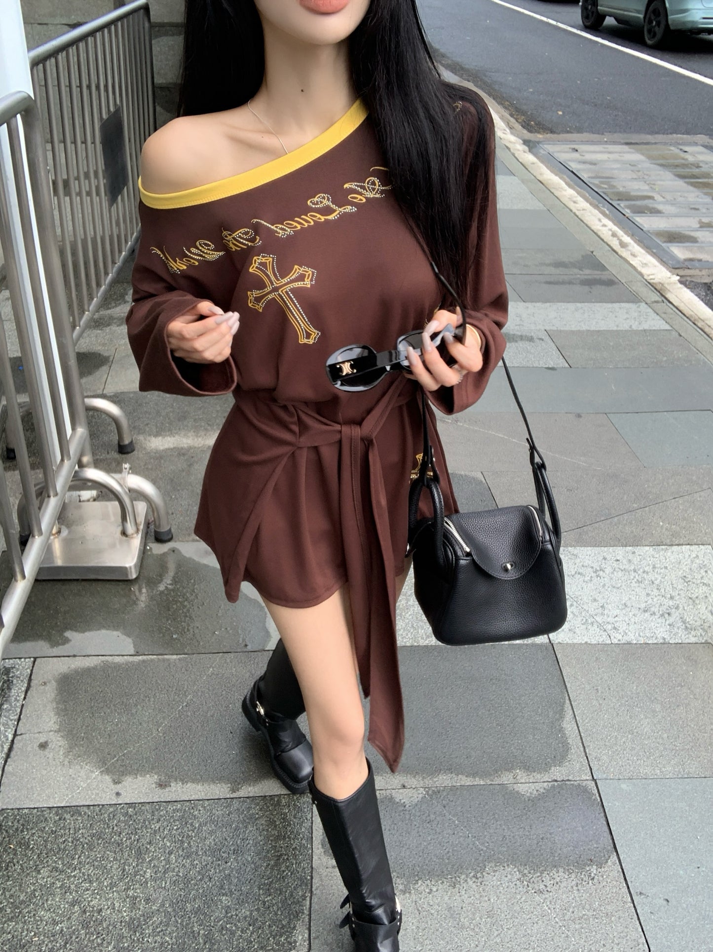 【tops】オブリークネックプリントTシャツG23093