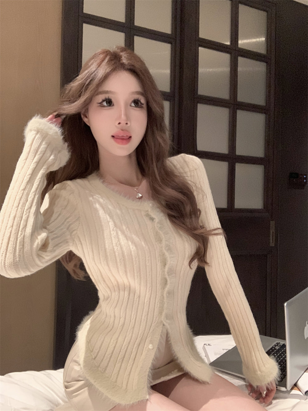 【tops】長袖ニットセーターG23117