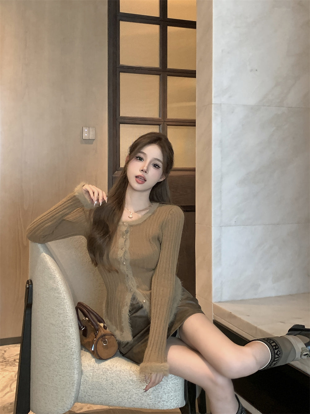 【tops】長袖ニットセーターG23117