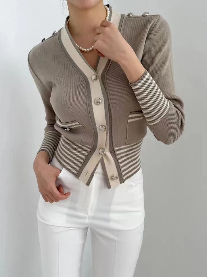 【outer】Vネック長袖ニットカーディガンG23168