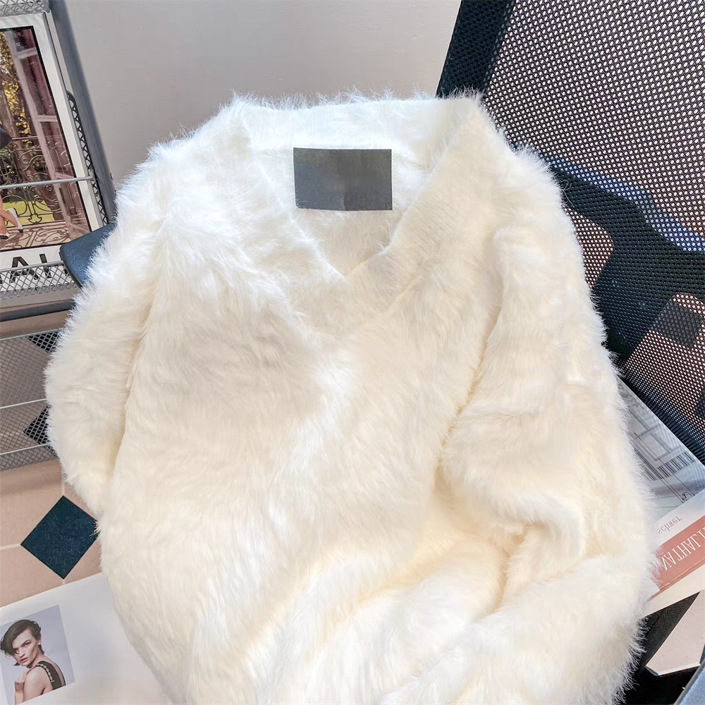 【tops】VネックニットセーターG23228