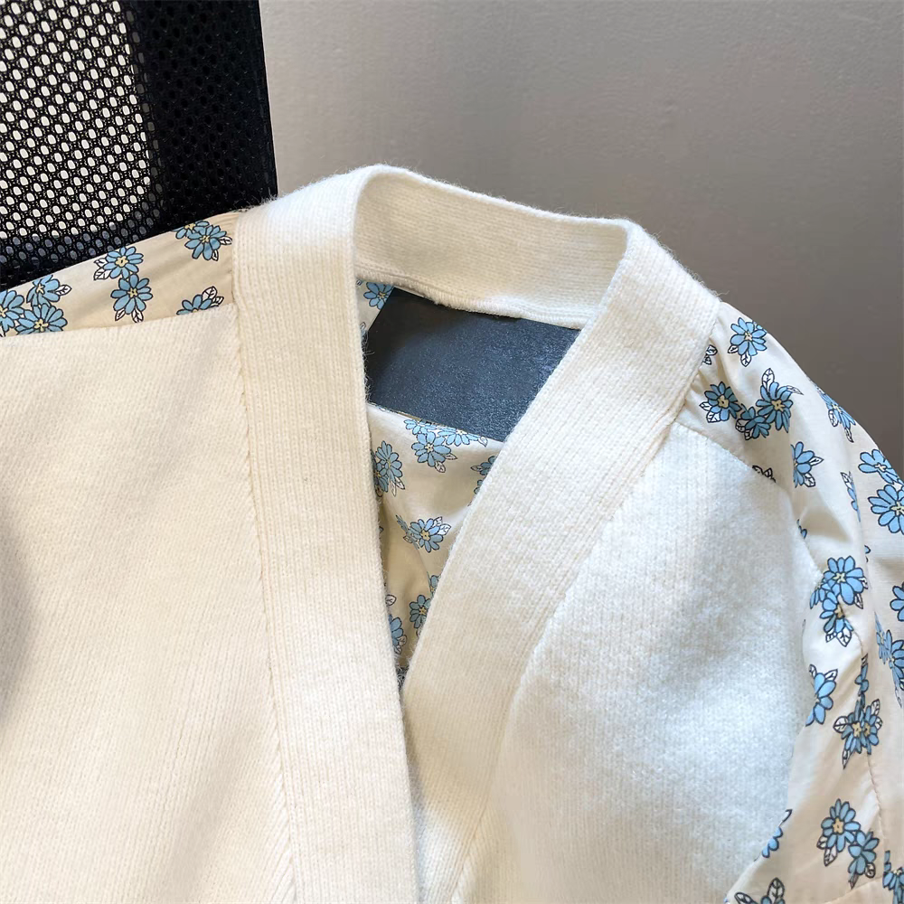 【outer】Vネック偽二つ切り替えニットカーディガンG23259