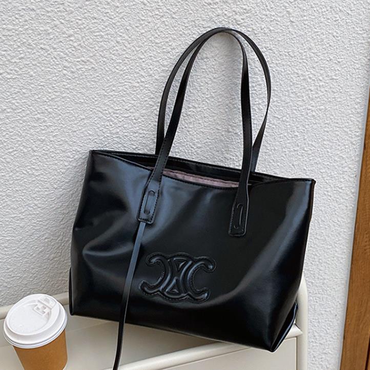 【小物】2色メッセンジャーバッグF8109