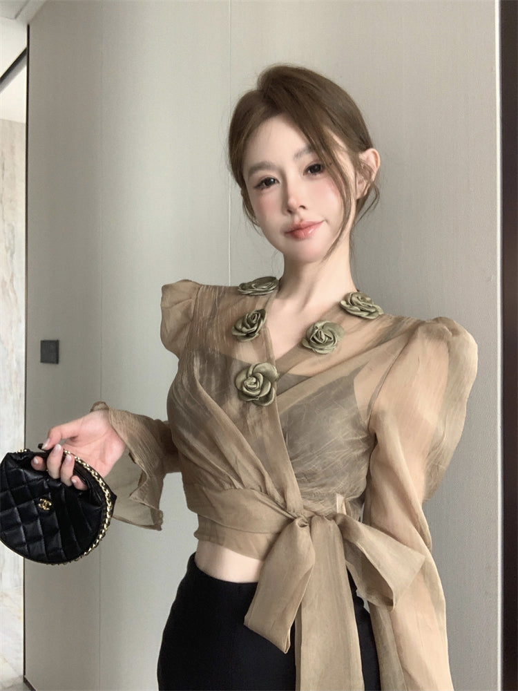 【tops】デザインフラワーブラウスG23336