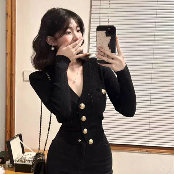 【outer】VネックニットカーディガンG23346