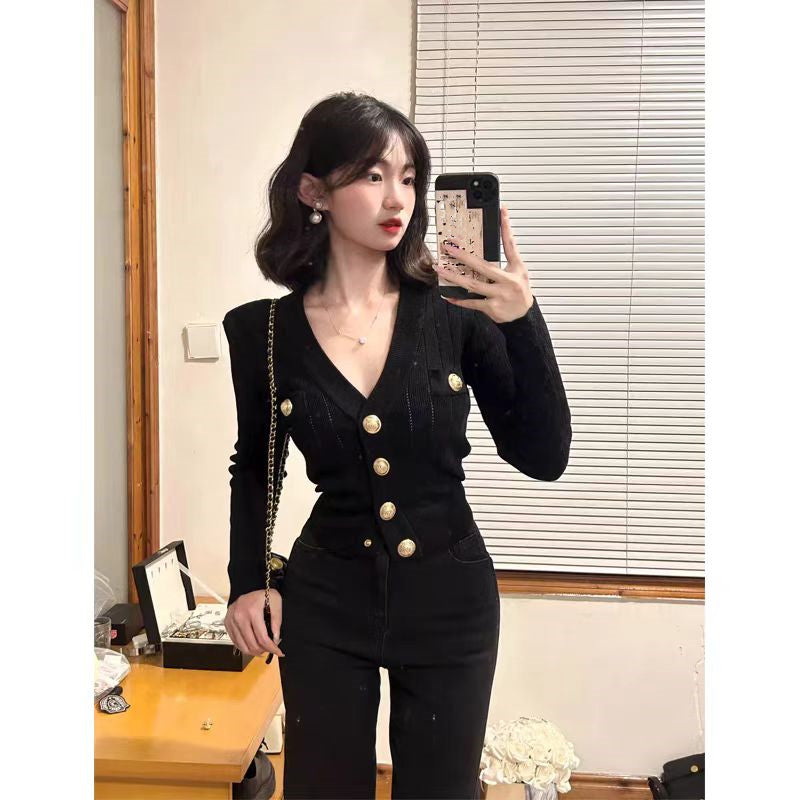 【outer】VネックニットカーディガンG23346