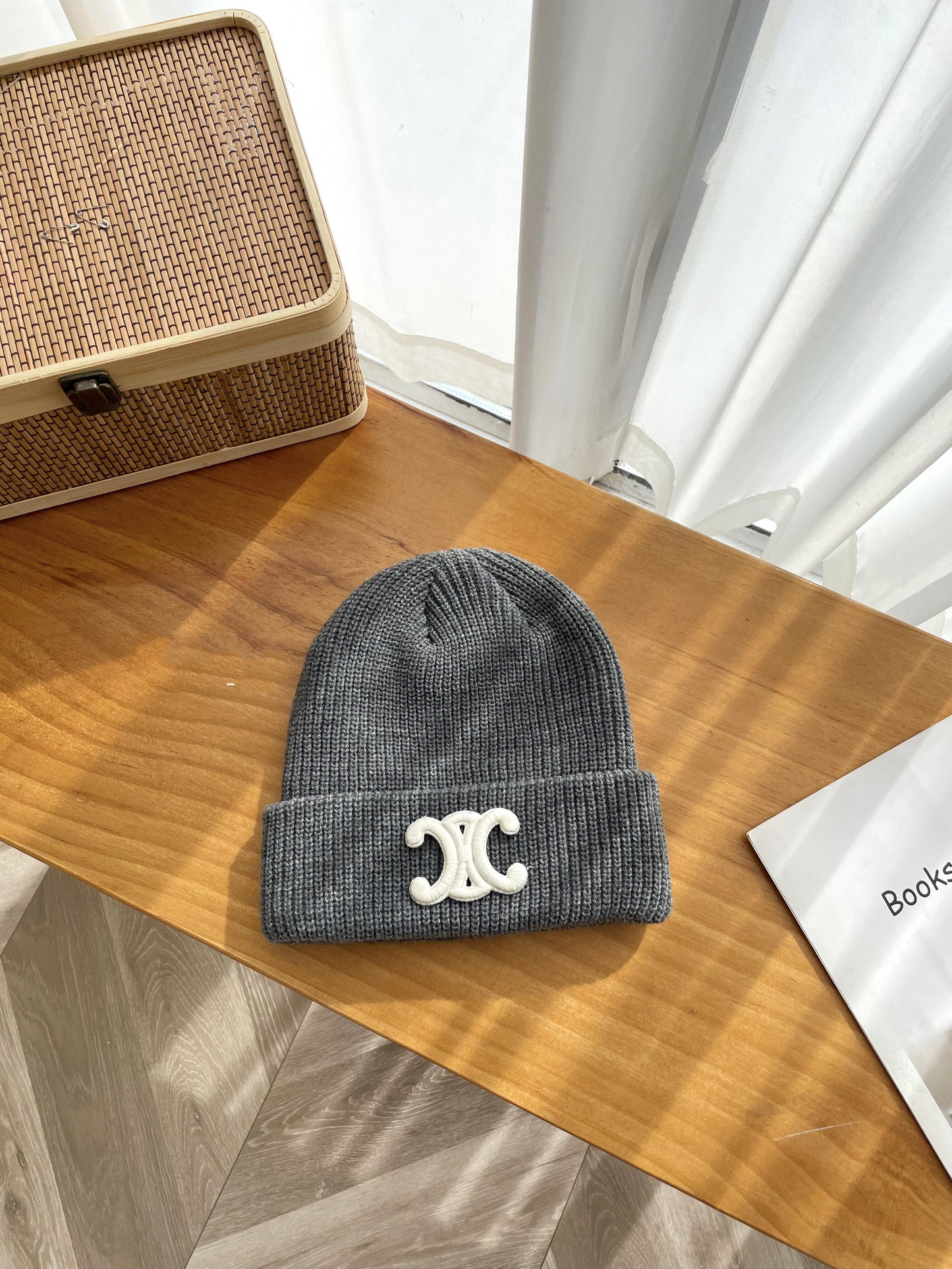 【小物】小顔効果ニット帽子G23360