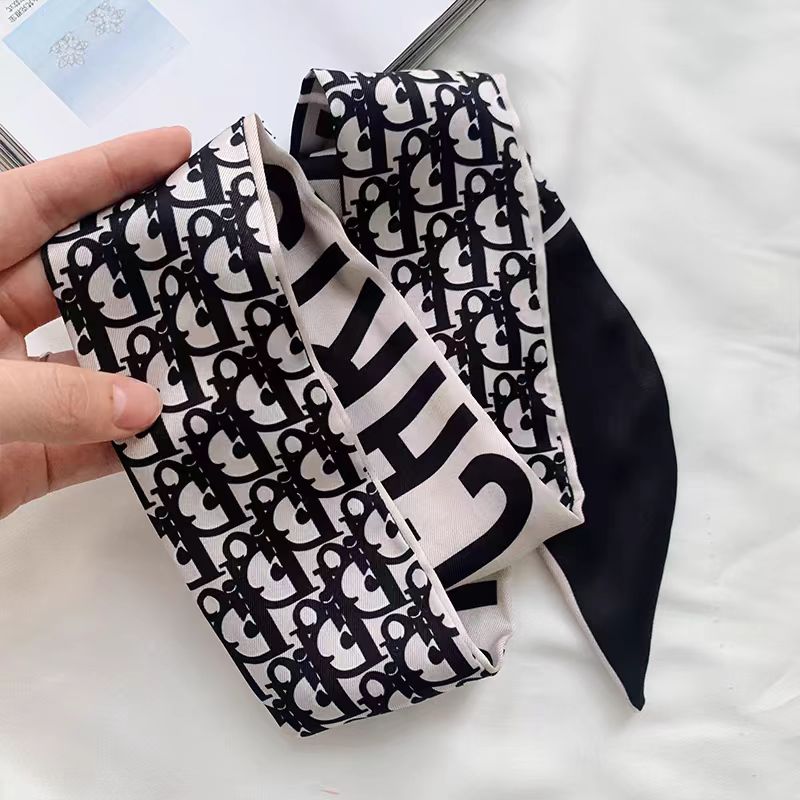 【小物】4色展開プリントスカーフG23364