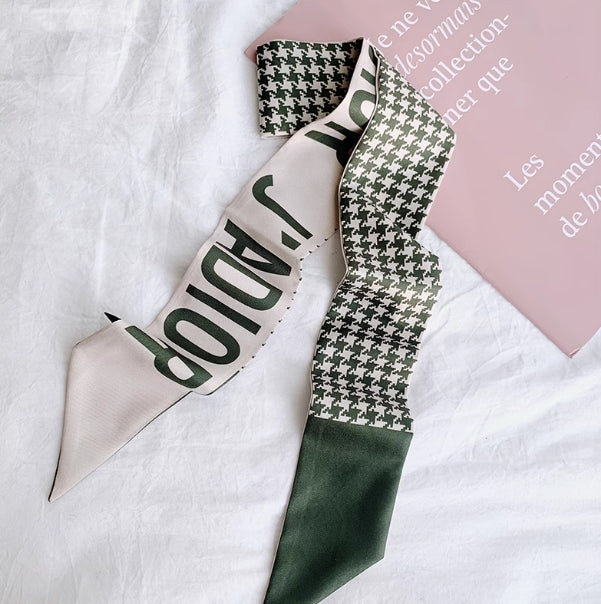 【小物】4色展開プリントスカーフG23365