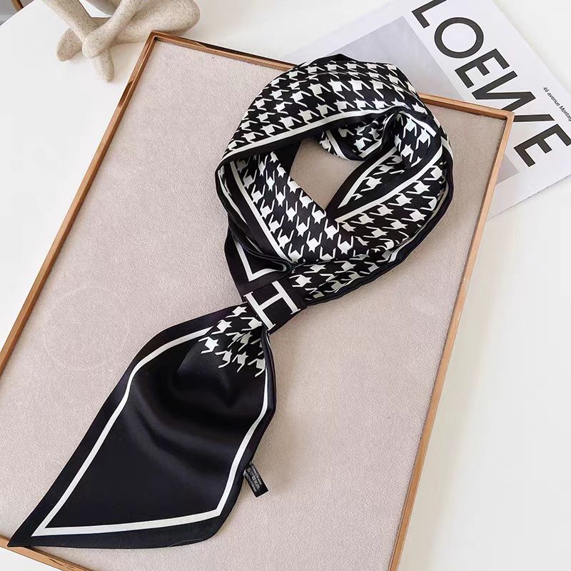 【小物】2色展開プリントスカーフG23366