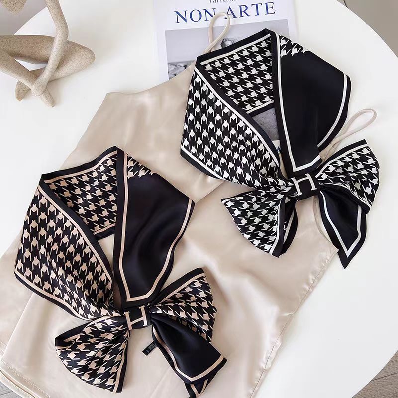 【小物】2色展開プリントスカーフG23366