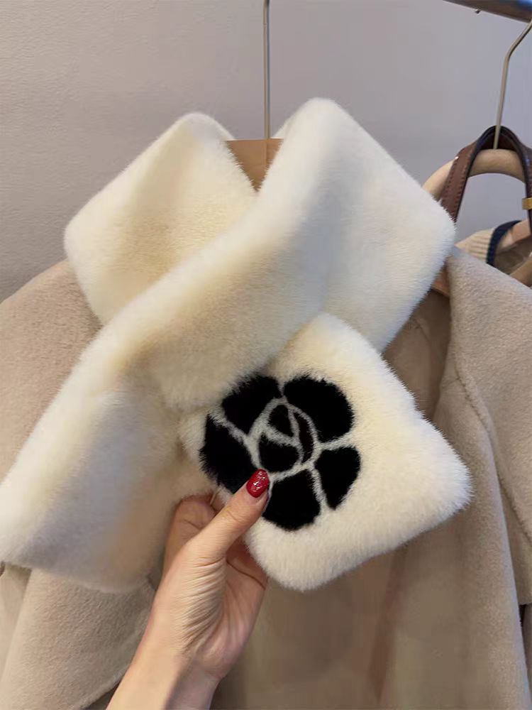 【小物】2色展開ファースカーフG23368