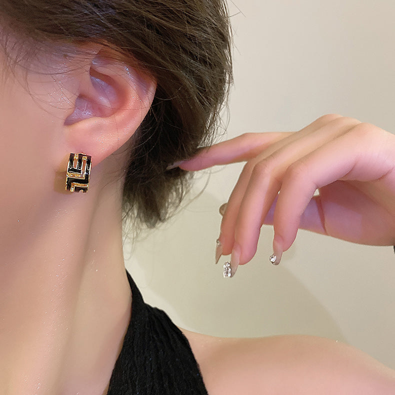 【小物】非対称ピアスアクセサリーG23374