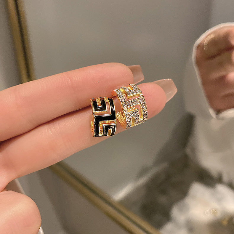 【小物】非対称ピアスアクセサリーG23374