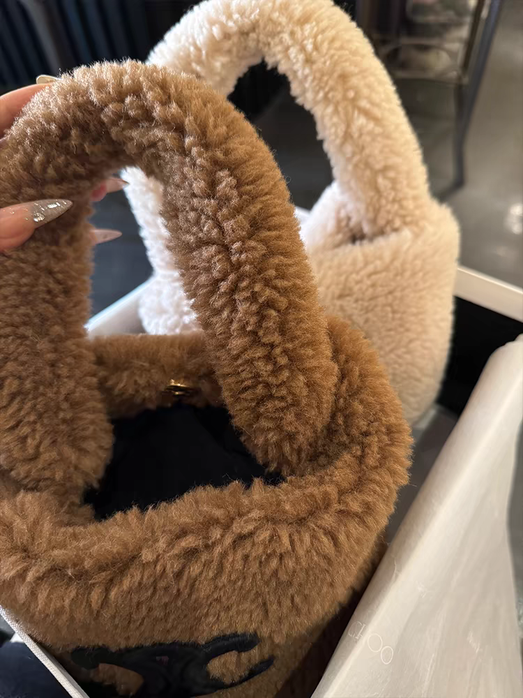 【小物】ラムズウールハンドバッグG23381