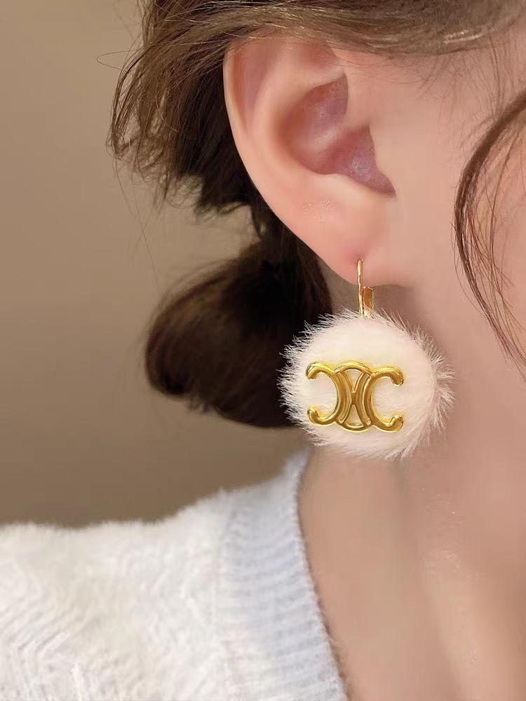 【小物】ファーイヤリングアクセサリーG23403