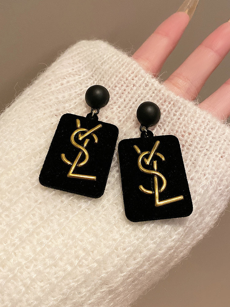 【小物】ジオメトリック柄ピアスG23411