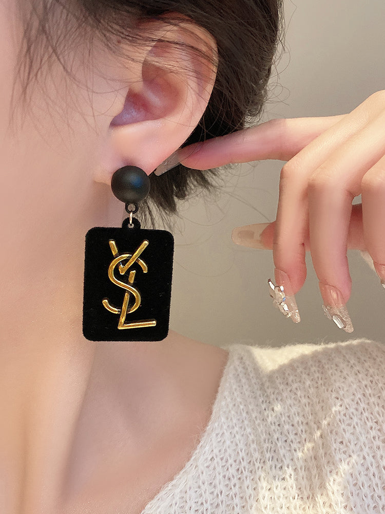 【小物】ジオメトリック柄ピアスG23411