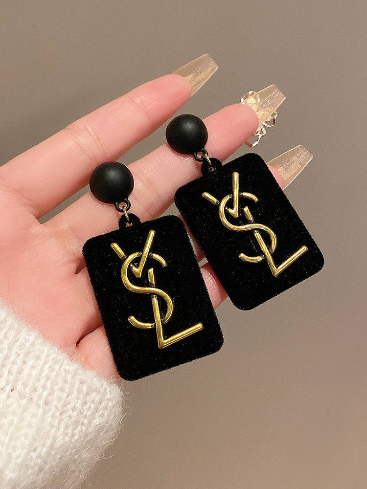 【小物】ジオメトリック柄ピアスG23411