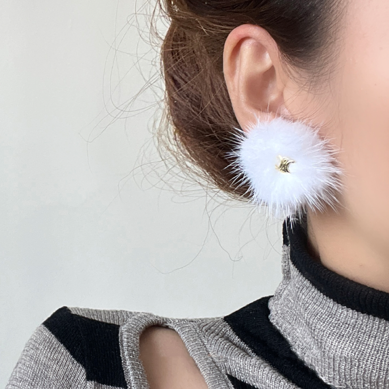 【小物】ファーピアスアクセサリーG23419