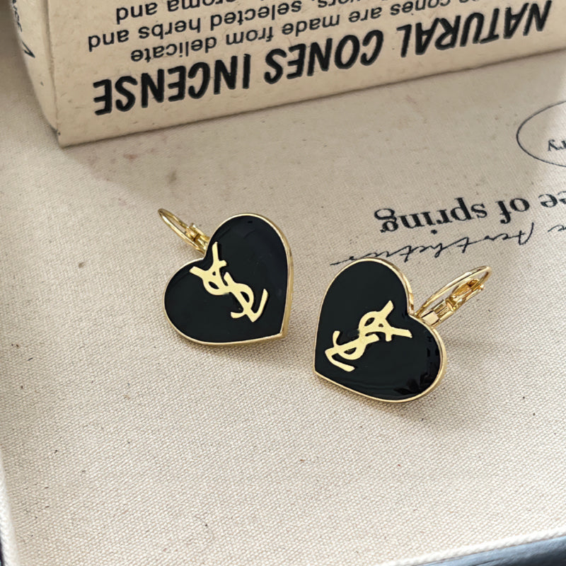 【小物】ハート柄イヤリングアクセサリーG23420