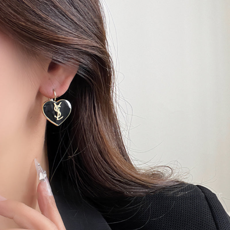 【小物】ハート柄イヤリングアクセサリーG23420